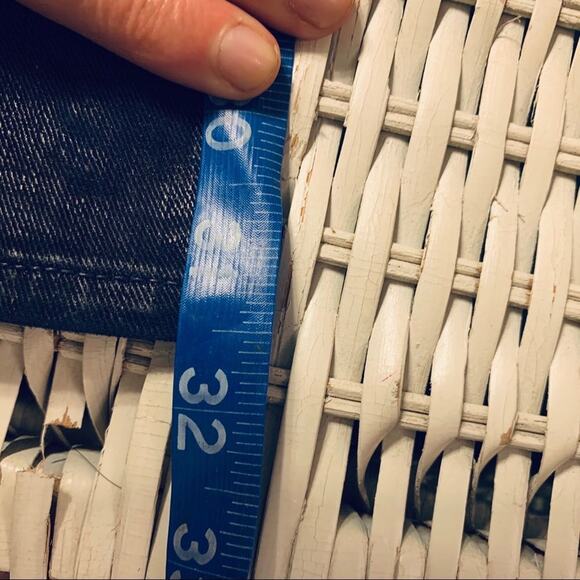 LEVIS MADE & CRAFTED NAVY BLUE GLAZED COTTON JEANS 25 - Picture 8 of 8